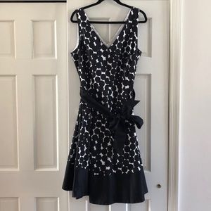 Nine West cocktail length sleeveless dress, 18W